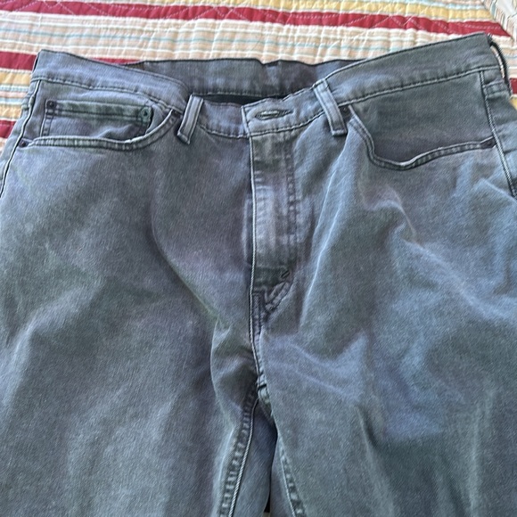 Levi Jeans - Picture 2 of 7